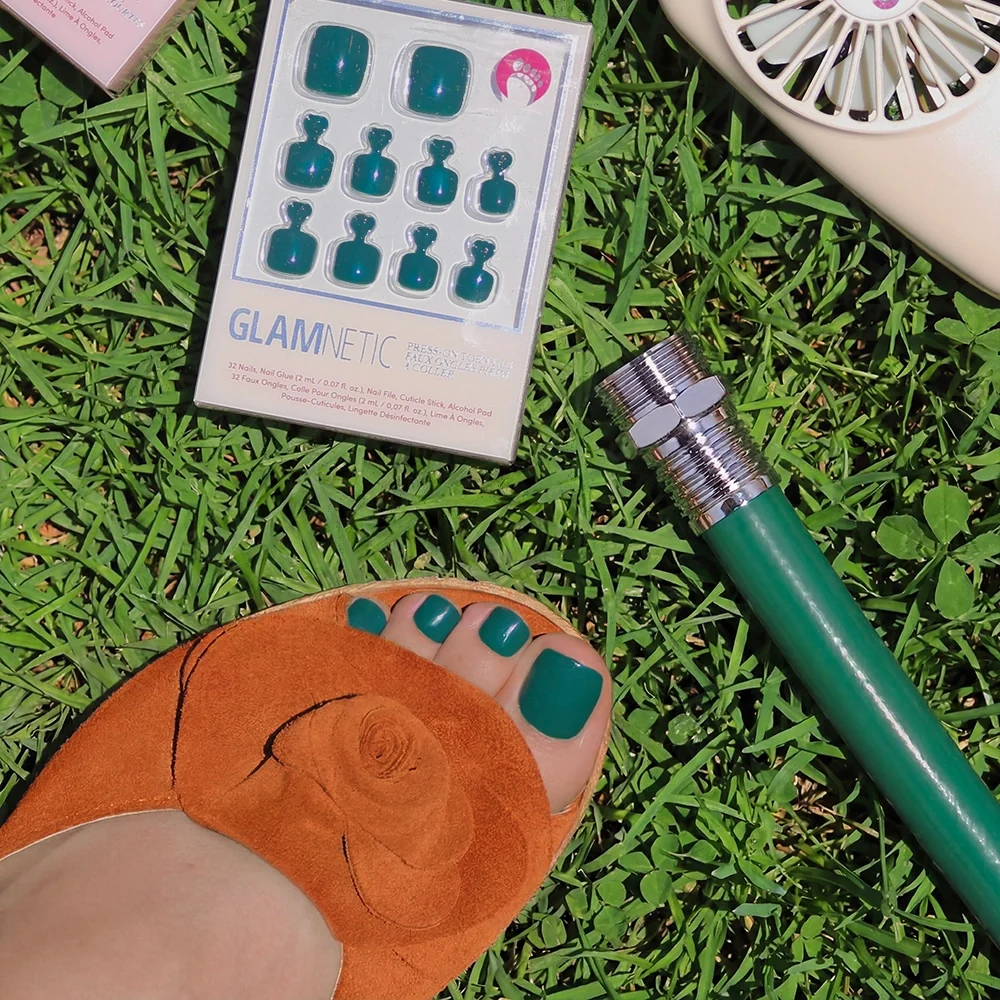 Emerald Green Toenail